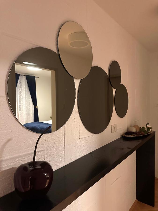 Apartment Erin Center - New Renovated 로비니 외부 사진