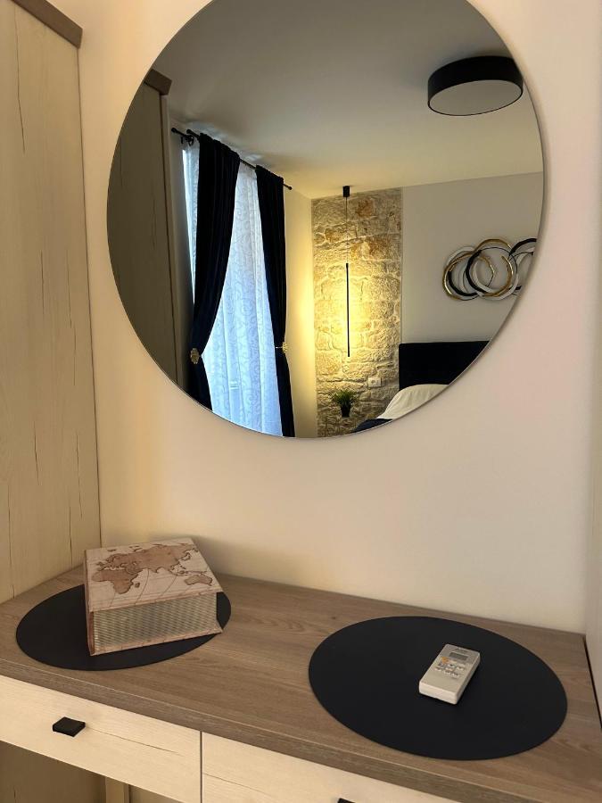 Apartment Erin Center - New Renovated 로비니 외부 사진